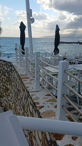 Comentarii opinii despre Veranda Family Restaurant