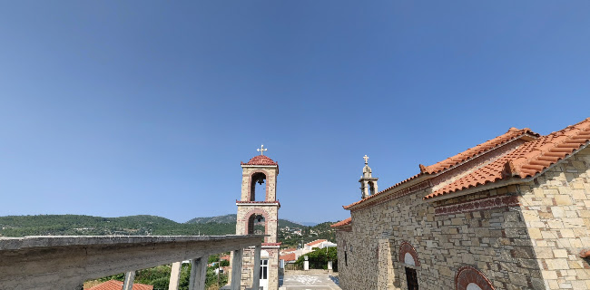 Τριαντάφυλλος - Η Μικρή Πλατεία