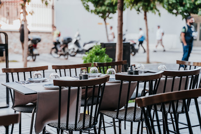 Opinii despre Old School • The Food project în Αθήνα - Γαστρονομία και φιλοξενία