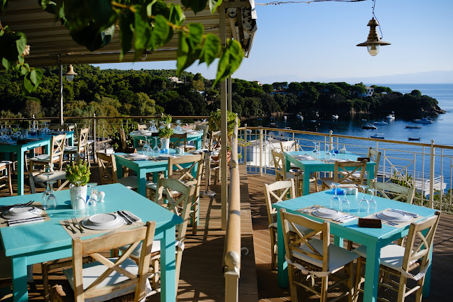 Infinity Blue Restaurant - Κολιός