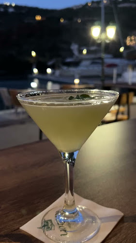 Λιοτρίβι καφέ - Σύβοτα