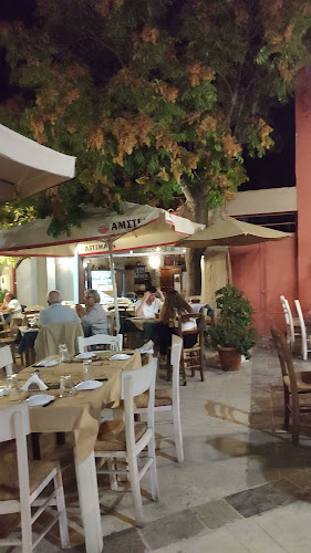 Opinii despre ΜΥΡΙΟΦΥΤΟ în Επάνω Αρχάνες - Γαστρονομία και φιλοξενία