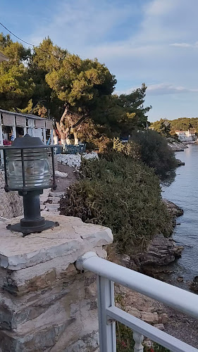 Opinii despre Κάβος în Ερμιόνη - Γαστρονομία και φιλοξενία