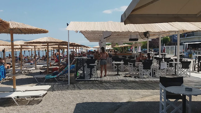 Opinii despre Beluga Beach bar în Καμένα Βούρλα - Γαστρονομία και φιλοξενία