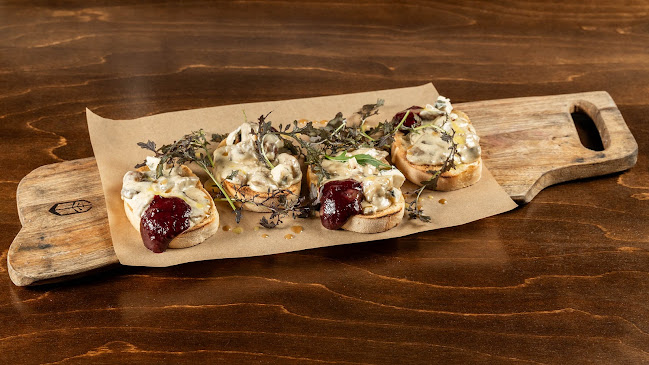 Opinii despre Odemisio Est1924 în Ελευσίνα - Γαστρονομία και φιλοξενία