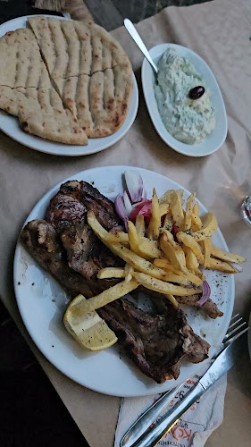 Opinii despre Καλύβας οικογενειακό ψητοπωλείο în Αθήνα - Γαστρονομία και φιλοξενία