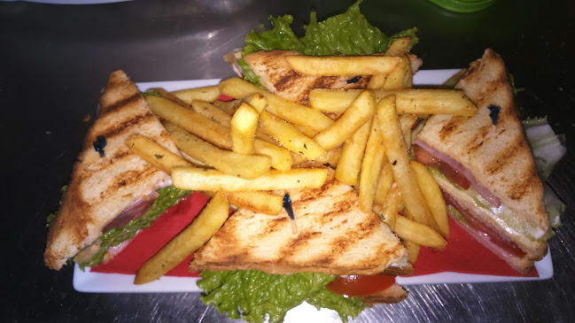 Opinii despre Mougre - Lounge Bar & Food în Πολύχρονο - Γαστρονομία και φιλοξενία