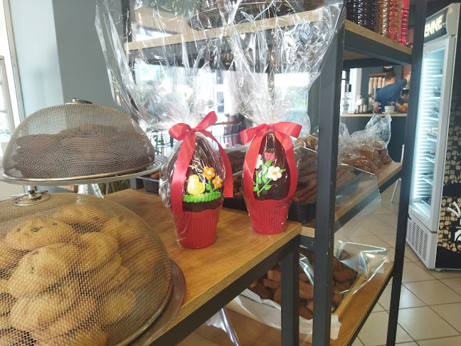 Comentarii opinii despre Πες Αλεύρι Αρτοποιείο - Καφε