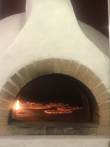 Κλαύδιου Πέπερ, Ρόδος 851 00