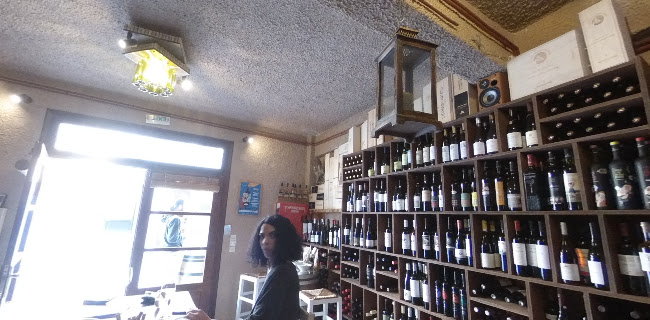 OINOHOROS Wine Bar & Shop