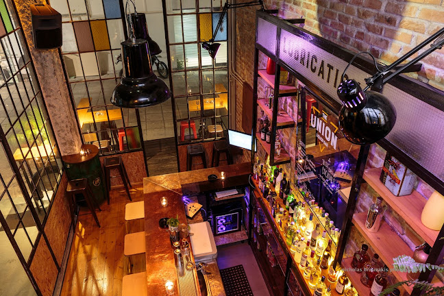 Opinii despre Perro Negro Boozer Cocktails Rhodes în Ρόδος - Γαστρονομία και φιλοξενία