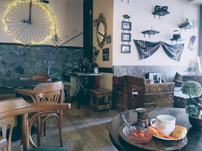 Εν Υπατη Cafe
