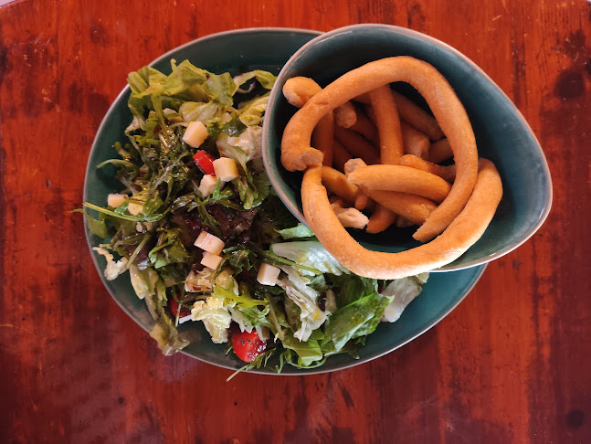 Opinii despre Surreal în Μεθώνη - Γαστρονομία και φιλοξενία