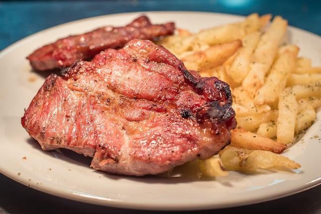 Μεζεδοπωλείο Αρχοντικόν Αρτέμιδα - Γαστρονομία και φιλοξενία