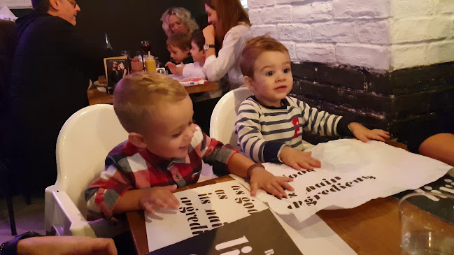 The Burger Joint - Γαστρονομία και φιλοξενία