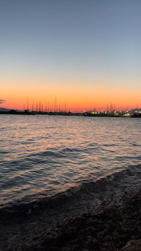 Babis Aegina Restaurant - Αίγινα