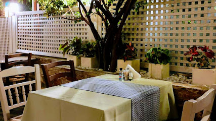 Ταβέρνα "Οινοφροντιστήριον ΕΞΑΡΧΟΣ ΤΣΑΡΔΑΚΑΣ" Ελληνική κουζίνα, Ψητά στη σούβλα.