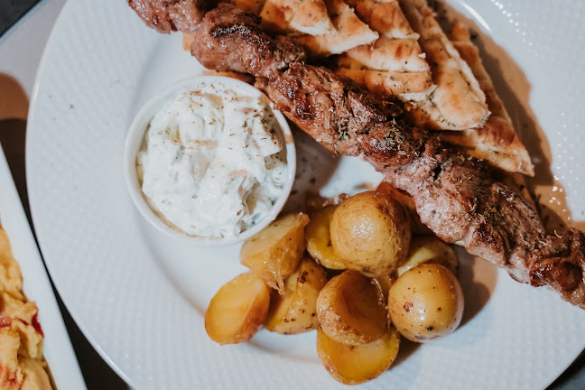 Old School • The Food project - Γαστρονομία και φιλοξενία