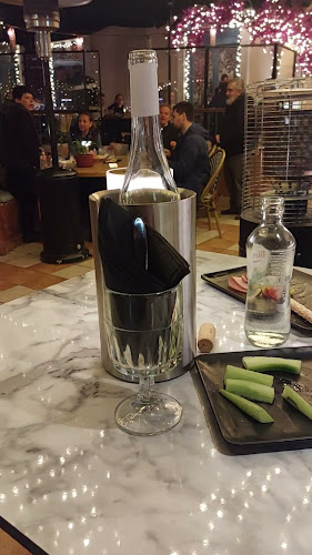 Mardi Brunch, Coffee & Wine Bar - Brunch Πειραιάς - Γαστρονομία και φιλοξενία