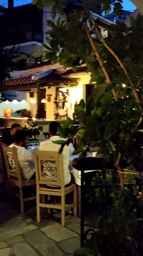 Opinii despre To Ródi în Σκόπελος - Γαστρονομία και φιλοξενία