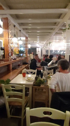 Opinii despre Mouragio Mediterranean Restaurant în Λιμενάρια - Γαστρονομία και φιλοξενία