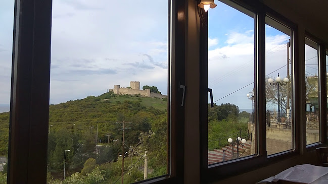 Η ταβέρνα της Χαρίκλειας/Taverna Xarikleia - Γαστρονομία και φιλοξενία