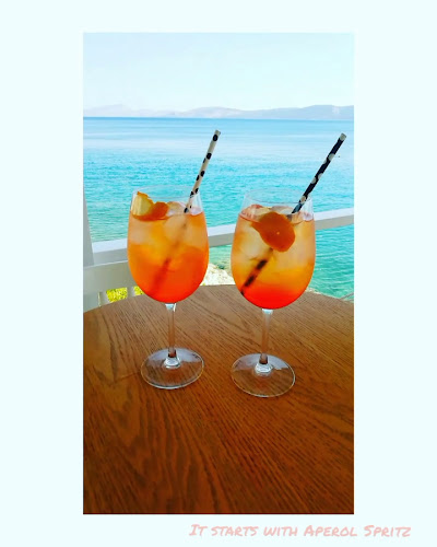 Opinii despre Thanos coffee all day bar în Ερμιόνη - Γαστρονομία και φιλοξενία