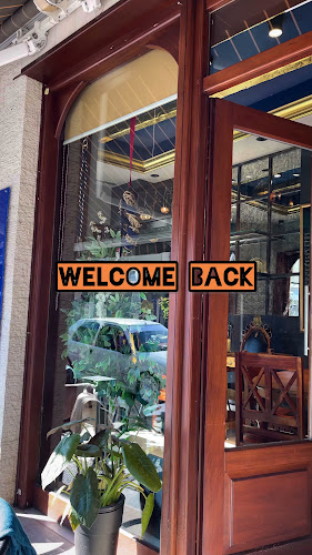 Amadeus Coffee N’ Bake