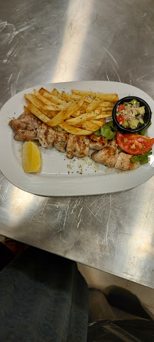 Ταβέρνα Η Στροφή - Γαστρονομία και φιλοξενία