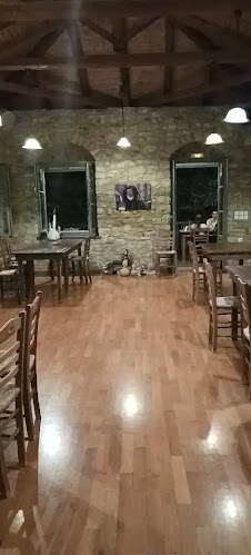 Opinii despre Ταβέρνα Εν Ρίπεσι (Ο Περικλής) în Καλαμάτα - Γαστρονομία και φιλοξενία