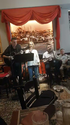 Opinii despre Παντοπωλείον Πολίτικη Κουζίνα în Πάτρα - Γαστρονομία και φιλοξενία