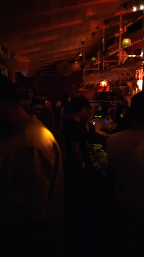 Low Bar - Νέα Ερυθραία