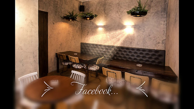 Doc All Day Garden Bar