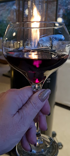 Πλ. Κωνσταντίνου Καραμανλή 349, Κηφισιά 145 63