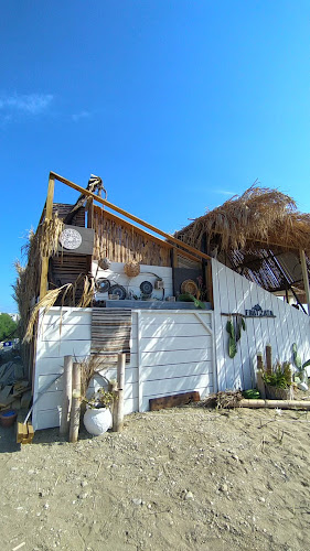 Opinii despre Fratzata Beach Bar în Ζαχάρω - Γαστρονομία και φιλοξενία