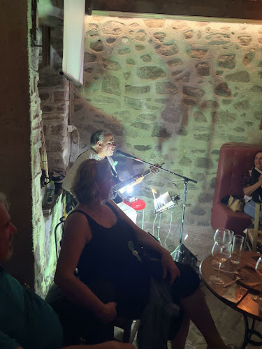 Ampelos Wine Bar - Γαστρονομία και φιλοξενία