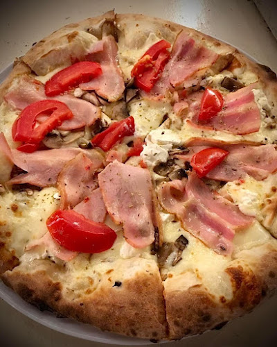 Opinii despre Pomodori în Αράχωβα - Γαστρονομία και φιλοξενία