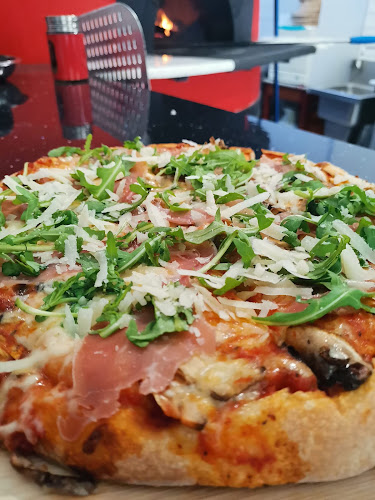 One Piece pizza - Γαστρονομία και φιλοξενία