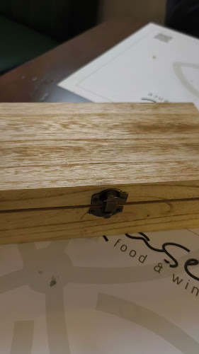 To Yiasemi Food & Wine Experience