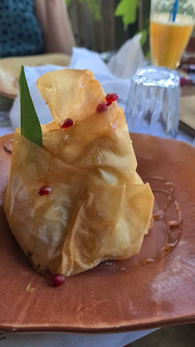 Εμμανουήλ Δεικτάκη 1, Καλυβιανή 734 00