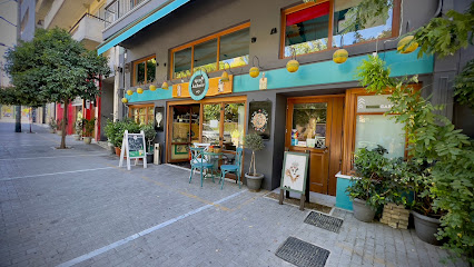 Τρεις Λαλούν - Treis Laloun