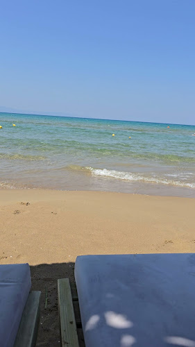 παραλια χρυση ακτη, Κάστρο 270 50