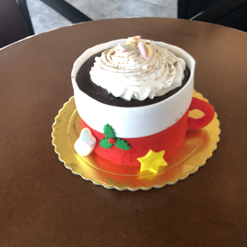 Comentarii opinii despre Akanthos Cafe Patisserie