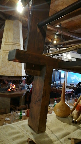 Η Κρητικοπούλα - Αχαρνές