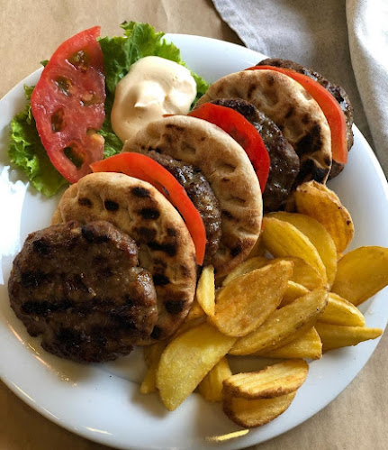 Comentarii opinii despre Χρυσομηλο restaurant Μεσσήνη