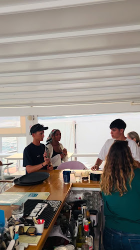 Opinii despre Thanos coffee all day bar în Ερμιόνη - Γαστρονομία και φιλοξενία