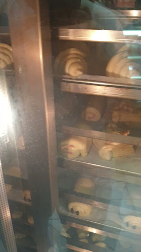 Opinii despre Ρίζος Ελαια-Φούρνος în Αθήνα - Γαστρονομία και φιλοξενία