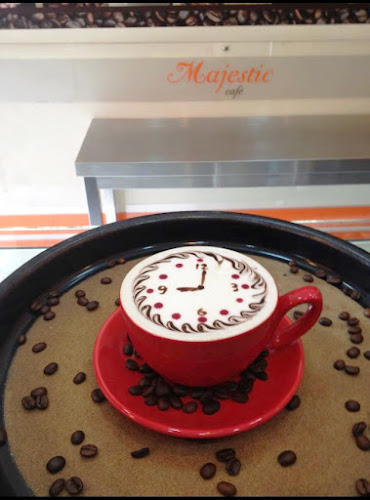 Majestic cafe - Γαστρονομία και φιλοξενία