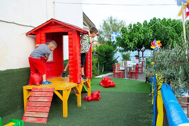 Ιτιάς 4, Λευκαντί 340 02