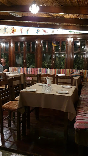 Το Ζεμπερέκι - Κουτούκι | Μοσχάτο